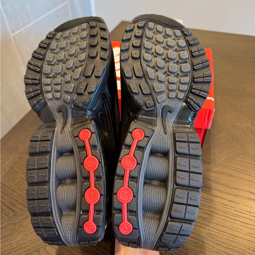 Nike Air Max DN - Picture 3 of 5